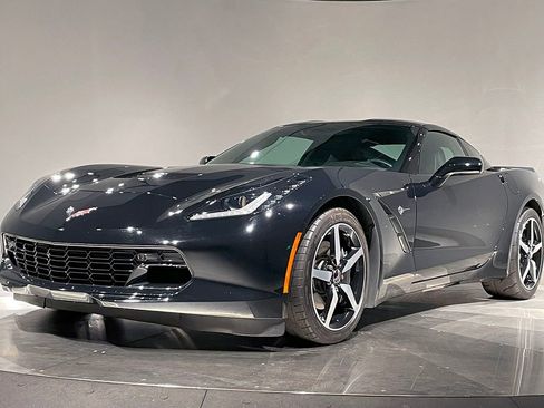 Used 2015 Chevrolet Corvette Stingray Coupe w/ 2LT Preferred Equipment Group RWD image 18