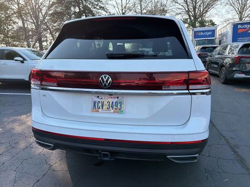 Used 2025 Volkswagen Atlas SE image 6