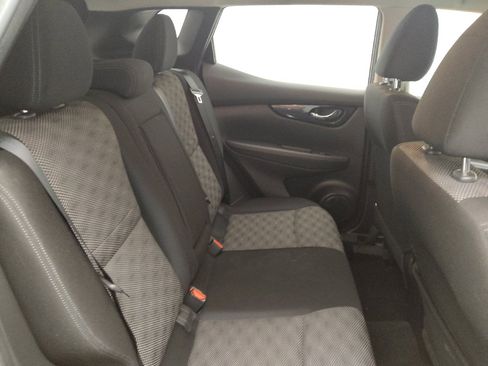 Used 2019 Nissan Rogue Sport SV w/ Technology Package image 19