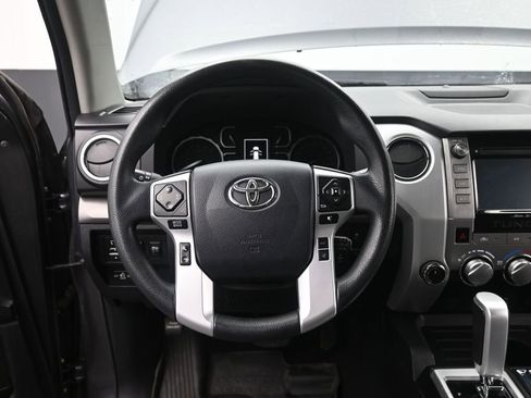 Used 2018 Toyota Tundra SR5 w/ TRD Off Road Package image 30