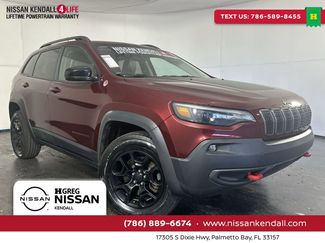 Used 2020 Jeep Cherokee Trailhawk w/ Cold Weather Group AWD/4WD video 1
