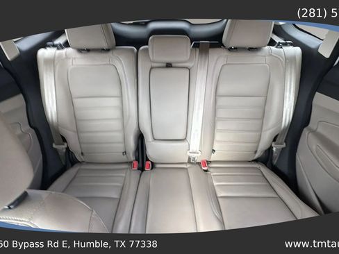 Used 2017 Ford Escape Titanium AWD/4WD image 19