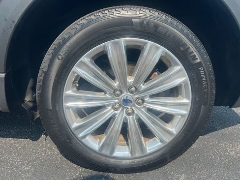 Used 2025 Ford Explorer Platinum w/ LUX Leather Package AWD/4WD image 10