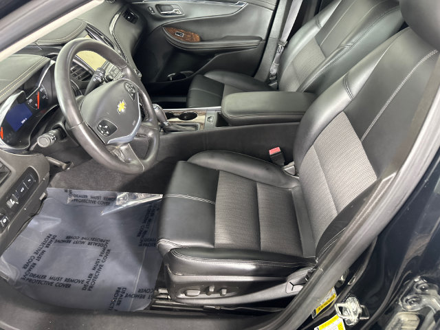 Used 2014 Chevrolet Impala LT w/ Convenience Package FWD image 4