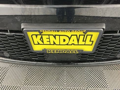 Used 2023 Jeep Grand Cherokee Limited w/ Luxury Tech Group II image 35