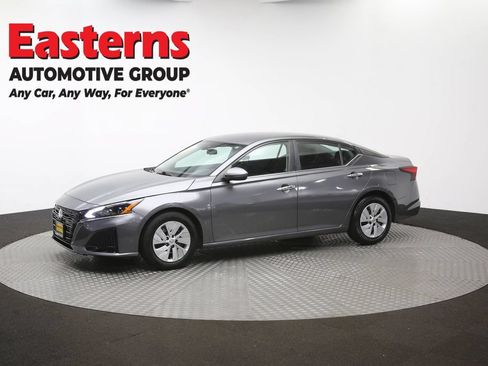 Used 2023 Nissan Altima 2.5 S FWD image 56
