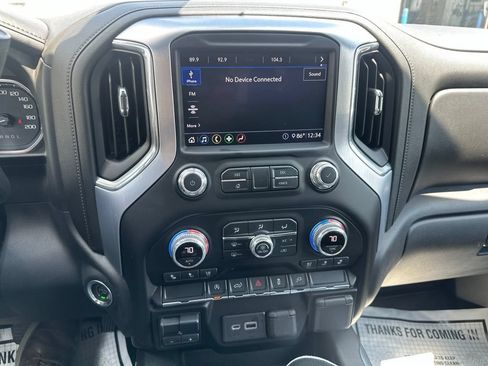 Used 2020 GMC Sierra 1500 SLT w/ SLT Convenience Package AWD/4WD image 11