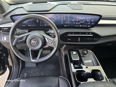 Used 2025 Buick Enclave Avenir w/ Trailering Package, 5000 lbs. image 19