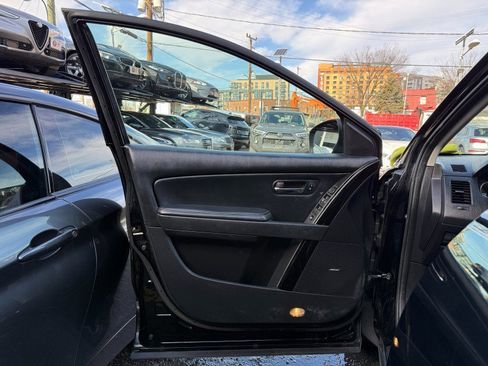 Used 2012 MAZDA CX-9 Touring w/ Moonroof & Bose Audio Pkg image 10