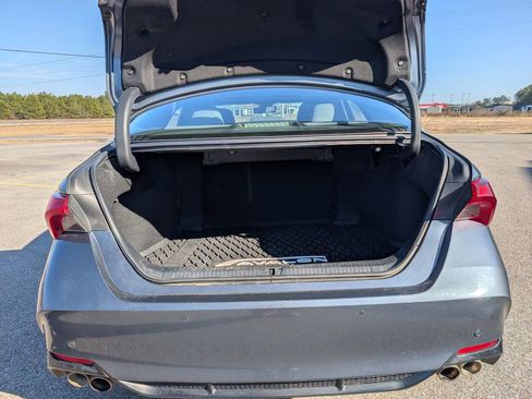 Used 2019 Toyota Avalon Touring w/ Advanced Safety Package image 32