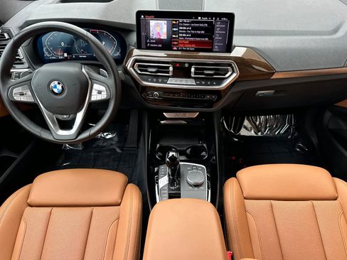 Used 2024 BMW X3 xDrive30i w/ Premium Package w/ZPA image 3