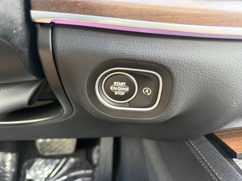 Certified 2024 Mercedes-Benz GLE 350 4MATIC image 28