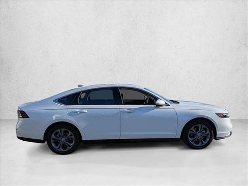 Certified 2024 Honda Accord EX image 4