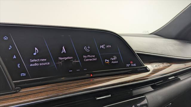 Used 2022 Cadillac Escalade Premium Luxury AWD/4WD image 28