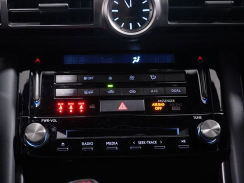 Used 2022 Lexus IS 350 F Sport image 13