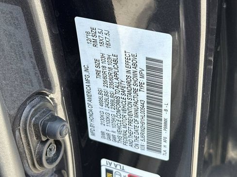 Used 2017 Honda CR-V Touring image 29
