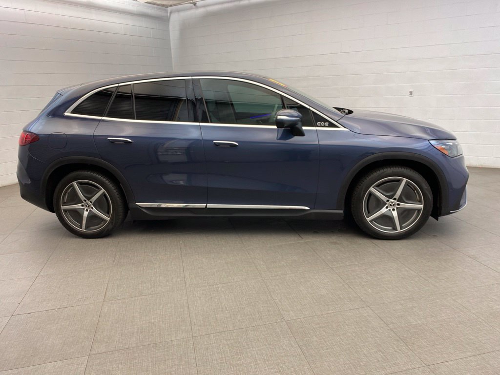Used 2023 Mercedes-Benz EQE 350+ SUV image 5