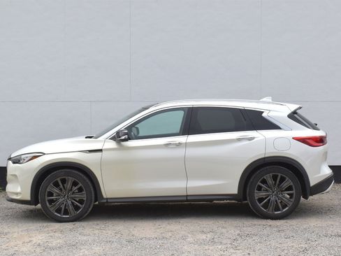 Used 2020 INFINITI QX50 Essential w/ Edition 30 Package AWD/4WD image 9