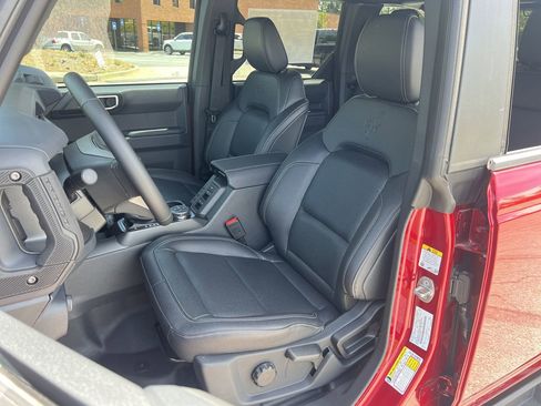 New 2025 Ford Bronco Big Bend w/ Black Diamond Package AWD/4WD image 14