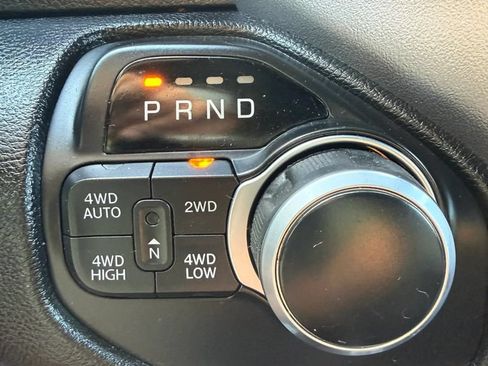 Used 2020 RAM 1500 Big Horn AWD/4WD image 23
