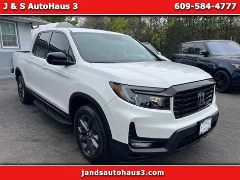 Used 2023 Honda Ridgeline Sport image 1