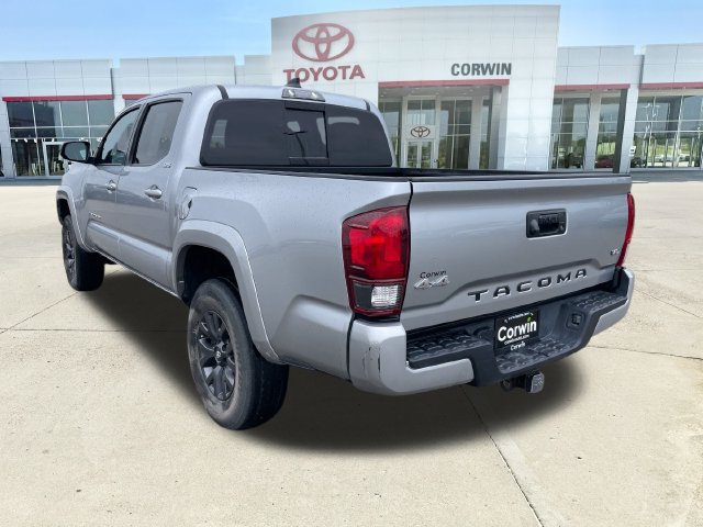 Used 2023 Toyota Tacoma SR5 w/ Technology Package AWD/4WD image 3