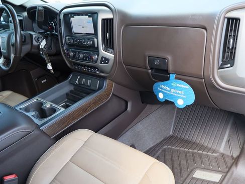 Certified 2019 GMC Sierra 2500 Denali w/ Duramax Plus Package AWD/4WD image 30