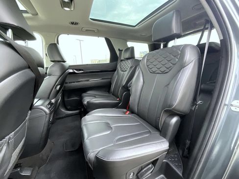Used 2022 Hyundai Palisade Limited AWD/4WD image 19