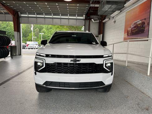 New 2026 Chevrolet Suburban LS w/ LS Custom Edition RWD image 2