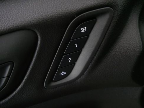 Used 2023 GMC Acadia Denali w/ Denali Ultimate Package image 16