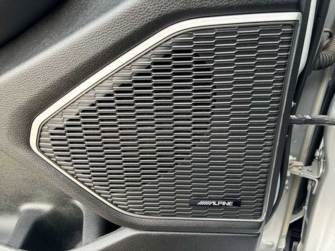 Used 2021 Jeep Grand Cherokee L Limited w/ Luxury Tech Group II image 25