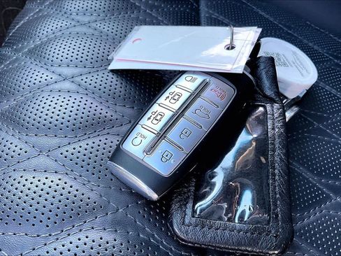 Used 2023 Genesis GV70 3.5T Sport w/ Sport Prestige Package image 14