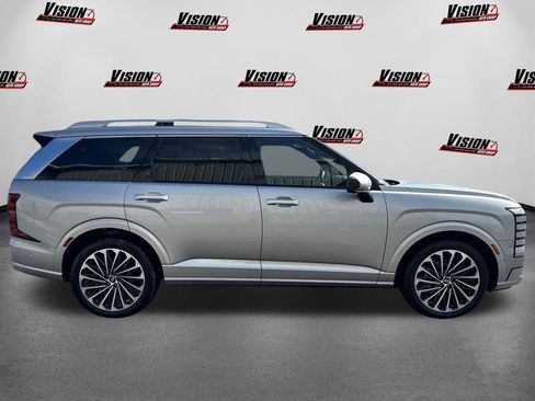 Used 2026 Hyundai Palisade Calligraphy AWD/4WD image 4