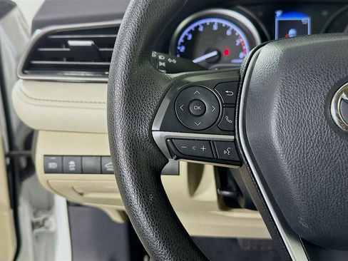 Used 2023 Toyota Camry LE image 16