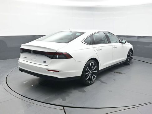 Certified 2024 Honda Accord Touring image 6