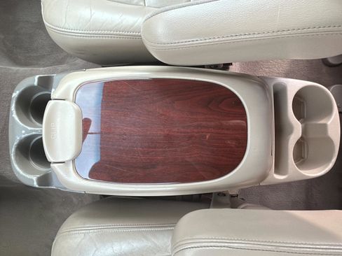 Used 2004 Ford Excursion Limited image 36