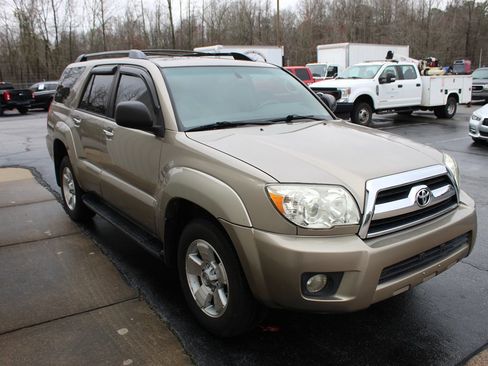 Used 2008 Toyota 4Runner SR5 w/ SR5 Extra Value Pkg 1 image 2