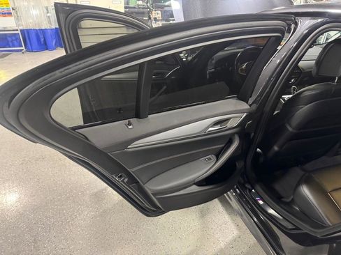 Used 2019 BMW M550i xDrive w/ Premium Package 2 image 20