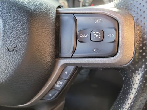 Used 2024 RAM 3500 Tradesman image 27