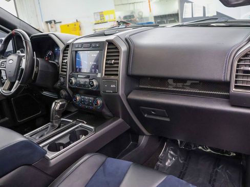 Used 2019 Ford F150 Raptor w/ Equipment Group 802A Luxury AWD/4WD image 31