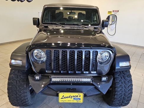 Used 2020 Jeep Gladiator Sport w/ Quick Order Package 24S image 9