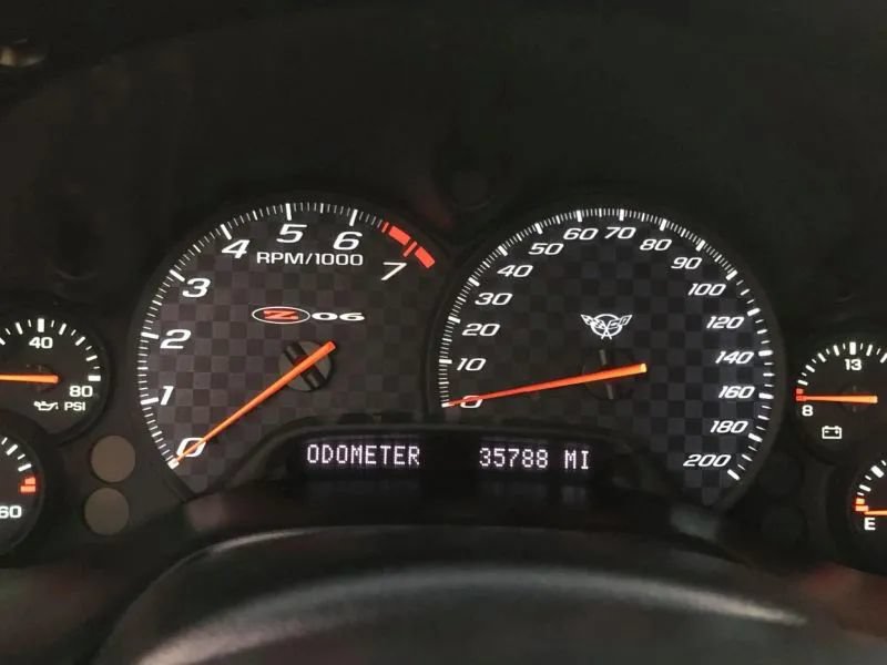 Used 2001 Chevrolet Corvette Z06 w/ Memory Pkg RWD image 19