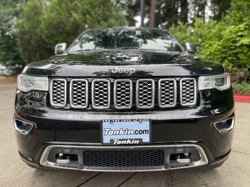 Used 2018 Jeep Grand Cherokee Overland AWD/4WD image 8