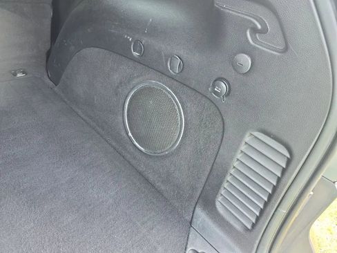 Used 2018 Jeep Grand Cherokee Overland w/ Interior Metal Package image 18