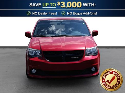 Used 2015 Dodge Grand Caravan SXT w/ Blacktop Package FWD image 11