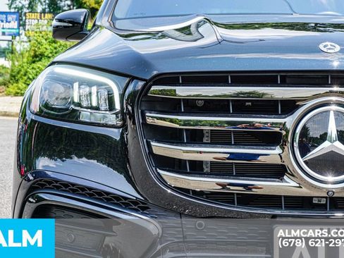 Used 2024 Mercedes-Benz GLS 580 4MATIC w/ Warmth & Comfort Package image 11