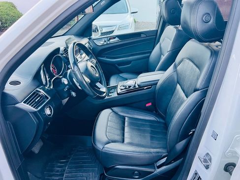 Used 2019 Mercedes-Benz GLS 450 4MATIC image 14