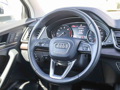 Certified 2023 Audi Q5 Premium w/ Convenience Package AWD/4WD image 17