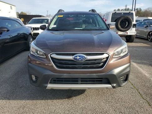 Used 2020 Subaru Outback Limited w/ Popular Package #2 image 2