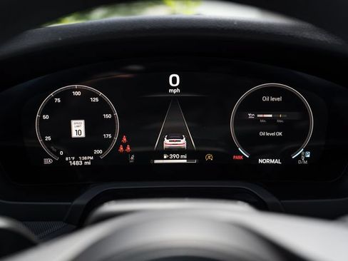 Certified 2025 Porsche 911 Carrera RWD image 25